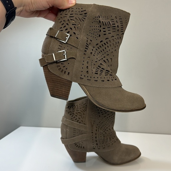 Naughty Monkey Love Story Harness Booties Size 9.5 - Picture 14 of 15